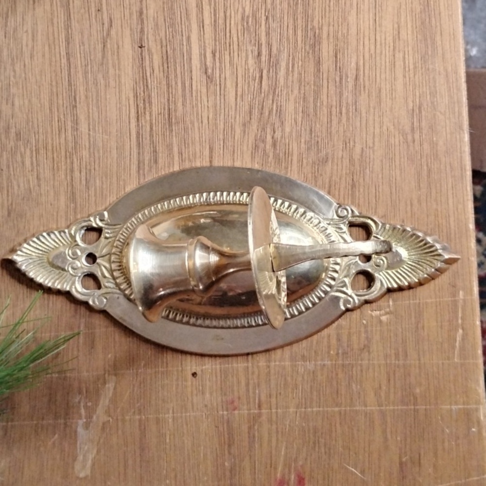 . Vintage Brass Wall Sconce - Single Candle Holder Wall Sconce - Picture 4 of 8